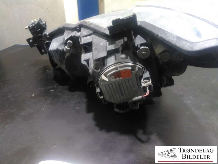 Frontlykt høyre xenon til Mazda 6 2013-2015 (Type III, Fase 1) (GHR4-51-031F|)