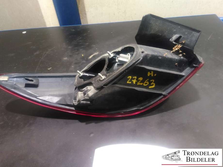 Baklykt høyre ytre til Mazda 6 2013-2015 (Type III, Fase 1)  (GHP9-51-150A|)