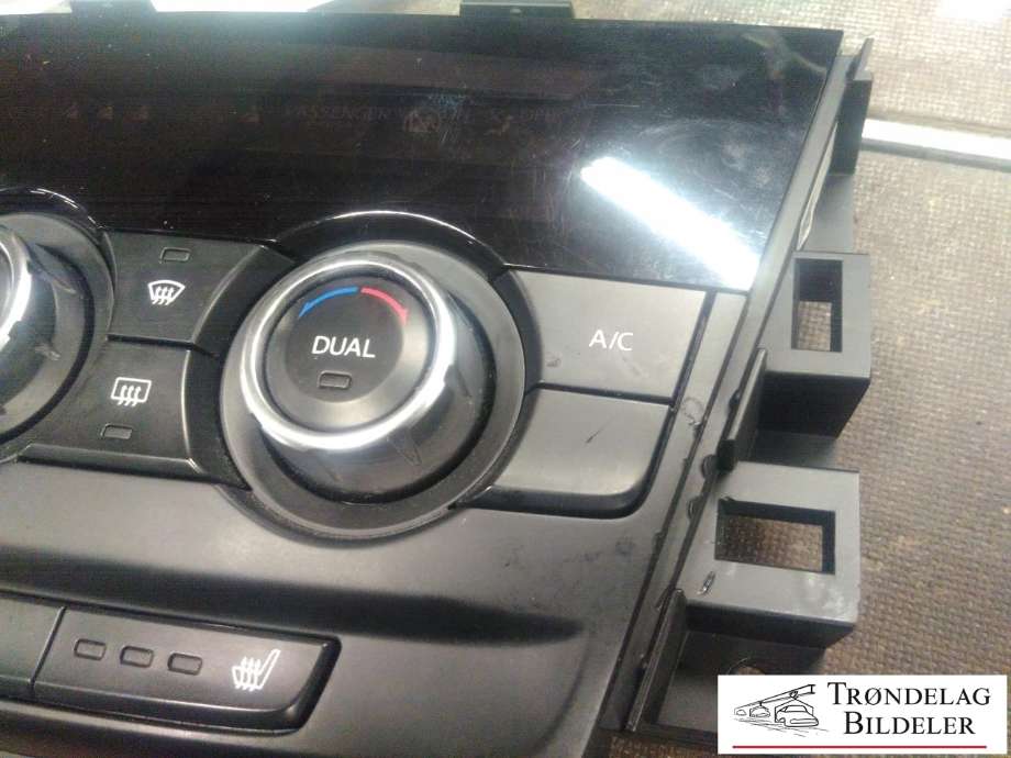 Varmeapparat betjening til Mazda 6 2013-2015 (Type III, Fase 1)  (GHS4 61 90K|VPCALH-18C612-TJ|)