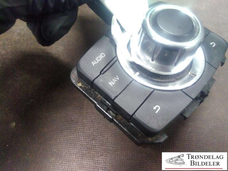Bilstereo navigasjon betjeningspanel til Mazda 6 2013-2015 (Type III, Fase 1)  (GKL1 66 CMO B|)