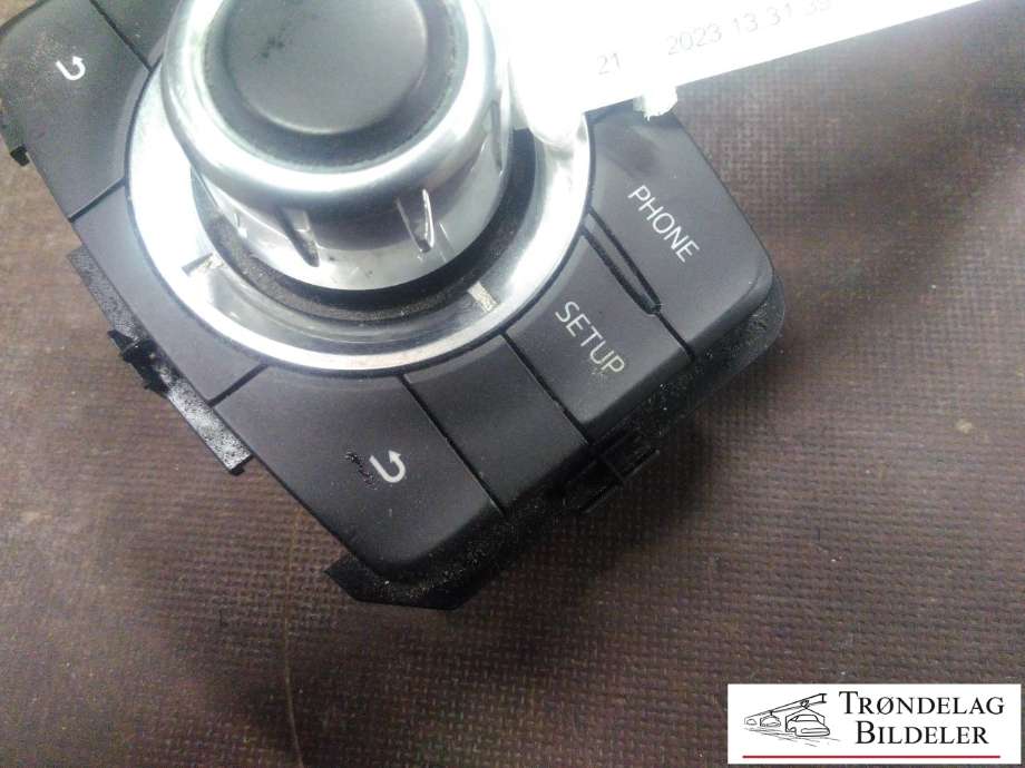 Bilstereo navigasjon betjeningspanel til Mazda 6 2013-2015 (Type III, Fase 1)  (GKL1 66 CMO B|)