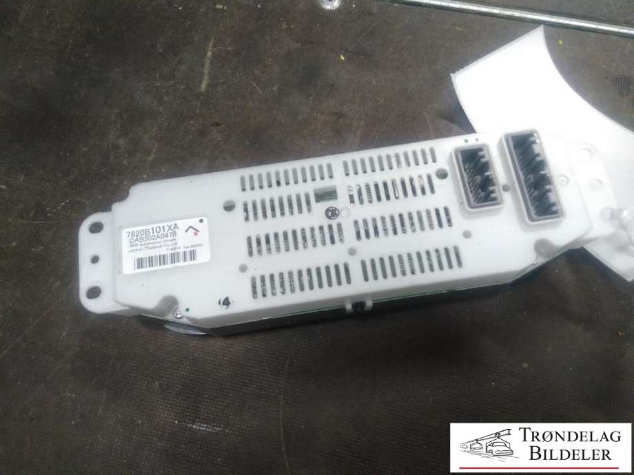 Varmeapparat betjening til Mitsubishi Outlander 2015-->> (Type III, Fase 2)  (7820B101XA|CAB502A47B|)