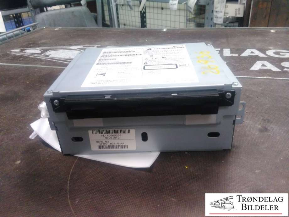 Bilstereo til Volvo V40 2012-2019  (FOMOCO|31396096 AA|)