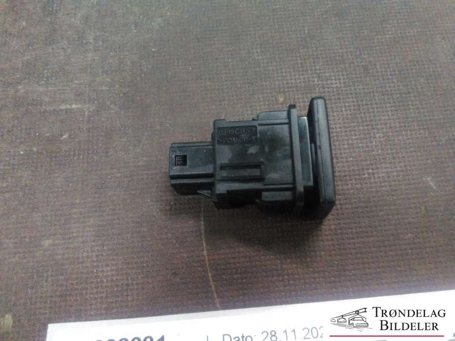 Bryter start/stopp til Toyota Hilux 2016-2020 (84470-0K010|)