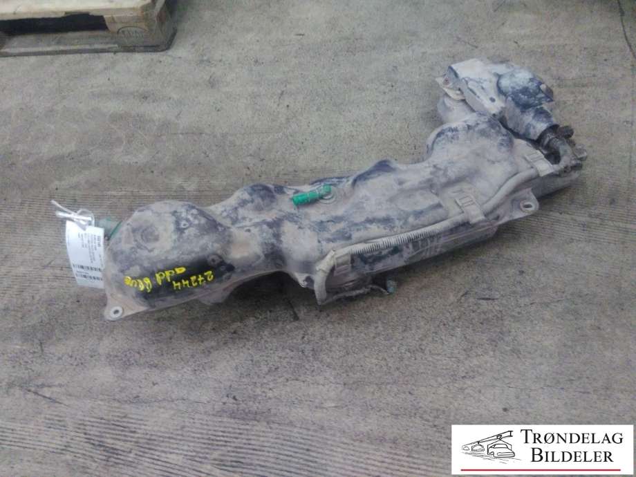 AdBlue tank til Toyota Hilux 2016-2020  (77801-0K010|)