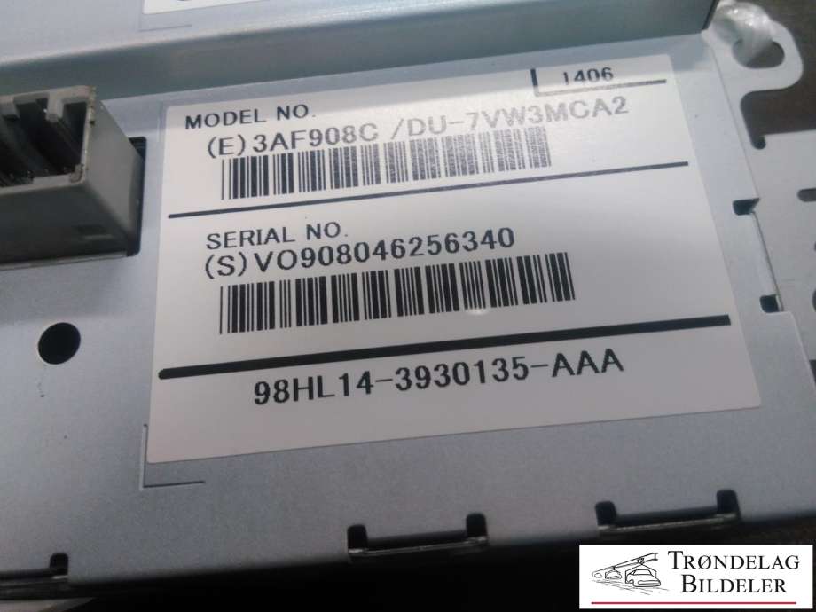 Bilstereo navigasjon skjerm til Volvo XC70 2014-2016 (Type II, Fase 2) (VOLVO|31382907 AC|95HL14-3930135-AAA|)