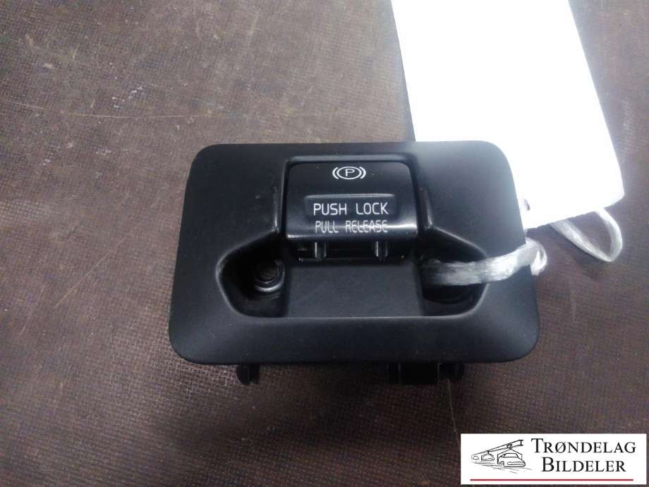 Bryter elektrisk håndbrekk/parkbrems til Volvo XC70 2014-2016 (Type II, Fase 2) (VOLVO|31343242|14W20Y|)