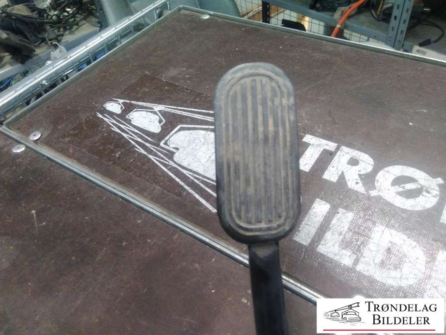 Pedal gass til Toyota Hilux 2016-2020  (781100K030|)