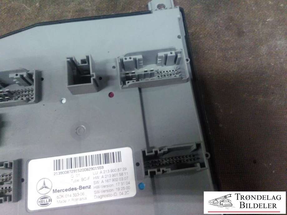 Styreenhet (SAM - Signal Acquisition Module) til Mercedes G-Wagen 1990-->> (W463) (W463) (MERCEDES BENZ|A 213 900 87 29|)