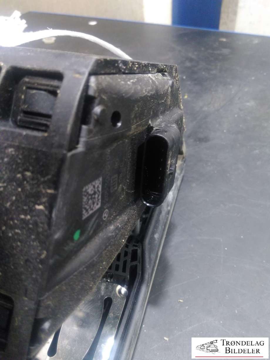 Pedal gass til Mercedes G-Wagen 1990-->> (W463) (W463) (A 205 300 01 04|)