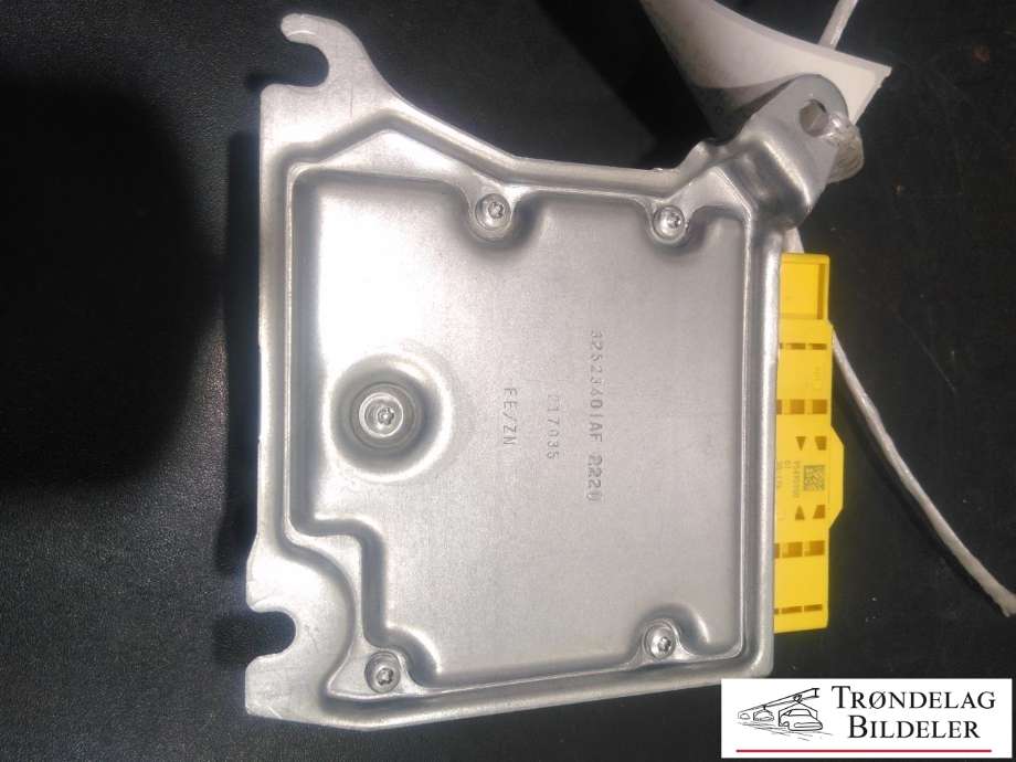 Styreenhet airbag hovedsensor til Mercedes G-Wagen 1990-->> (W463) (W463) (A2139008728|)