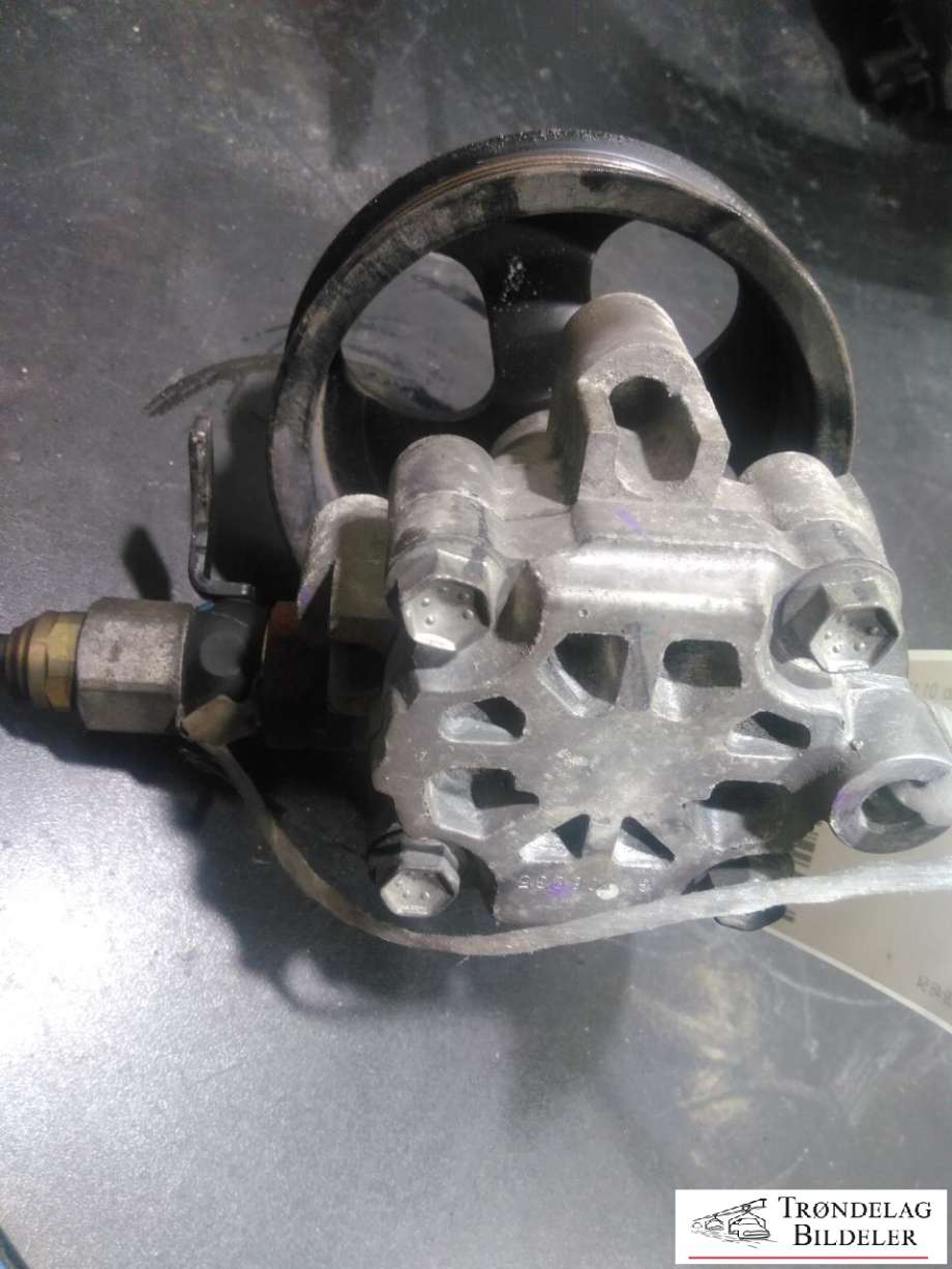 Servo pumpe mekanisk til Toyota Hilux 2016-2020 (443100K130|)
