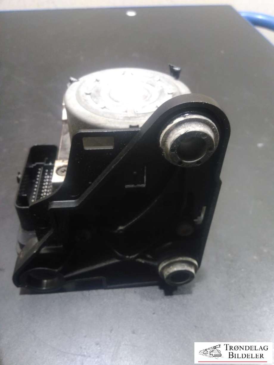 ABS sentral til Škoda Octavia 2013-2016 (Type III, Fase 1)  (5Q0 614 517 Q|)