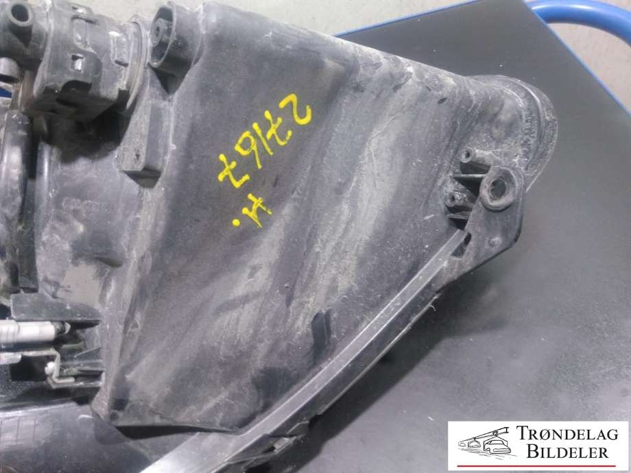Frontlykt høyre halogen til Suzuki Swift 2005-2010  (35120-63J10|)