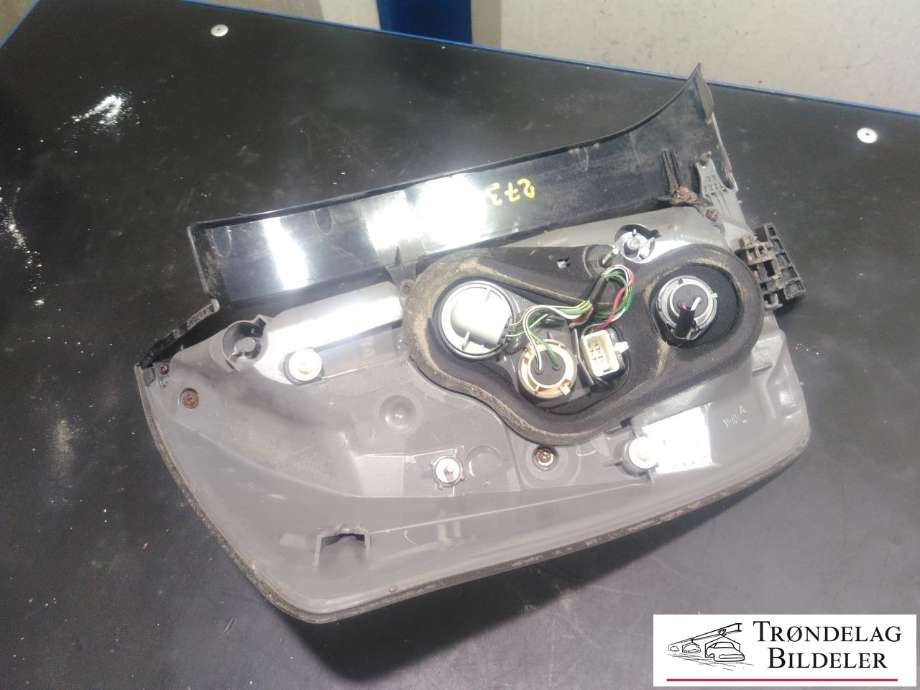 Baklykt høyre til Toyota Prius 2009-2016 (Type III) (COMBI) (COMBI) (81551-47120|)