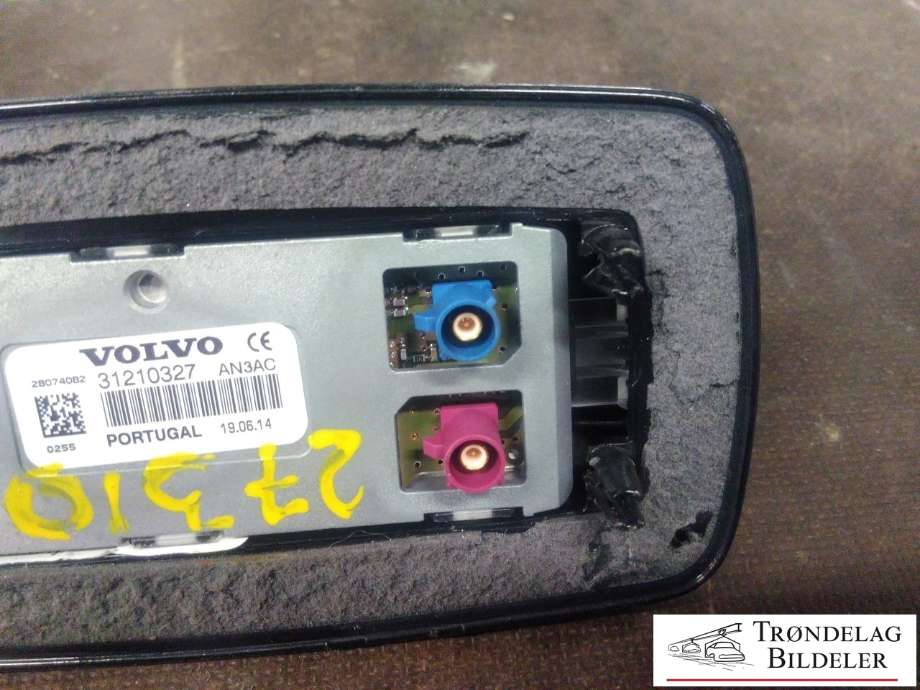 Antenne navigasjon til Volvo XC70 2014-2016 (Type II, Fase 2)  (VOLVO|31210327|)