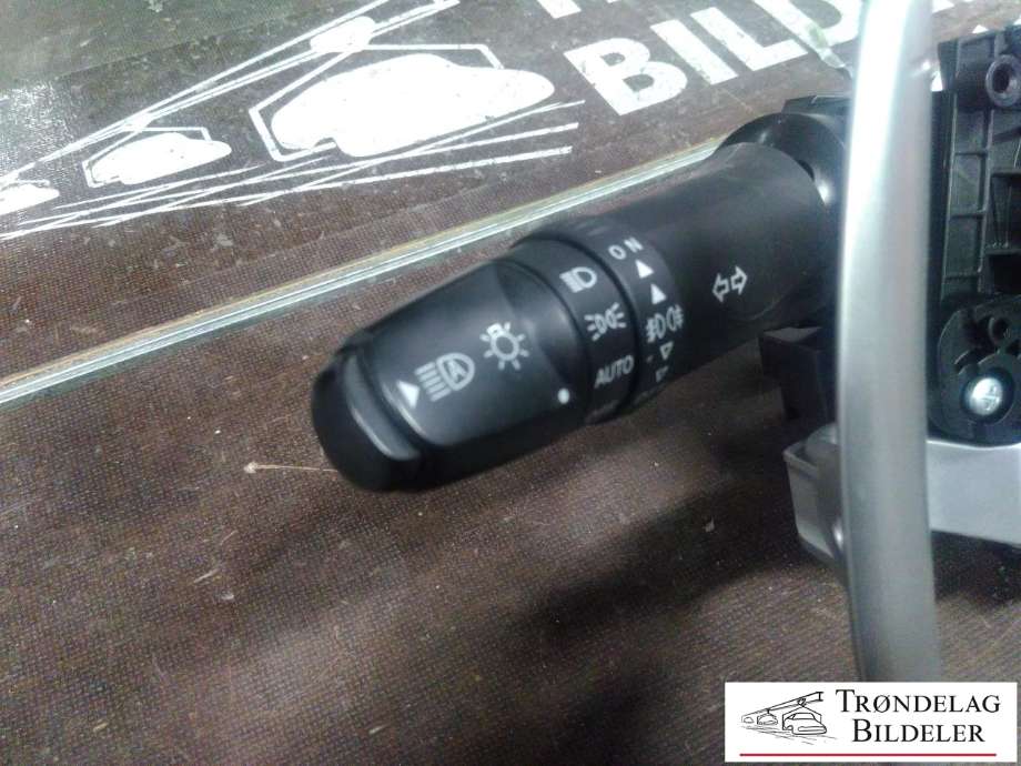 Bryter combi til Mitsubishi Outlander 2015-->> (Type III, Fase 2)  (8617A536|)