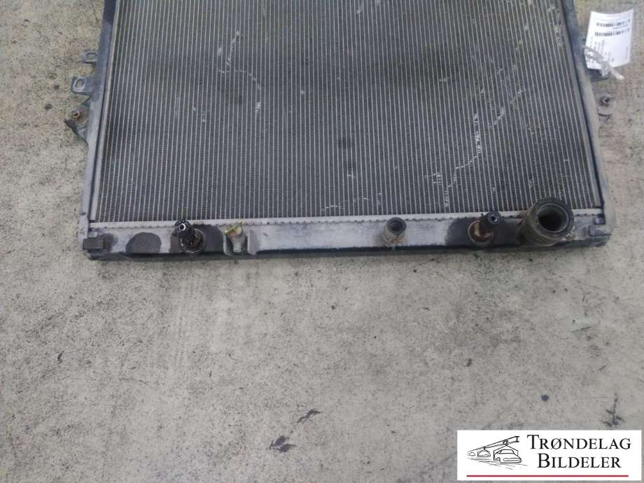 Radiator (automat gir) til Toyota Hilux 2016-2020  
