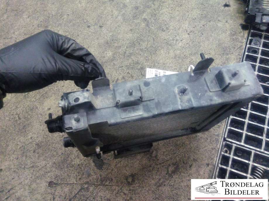 Radiator (automat gir) til Mercedes G-Wagen 1990-->> (W463) (W463)