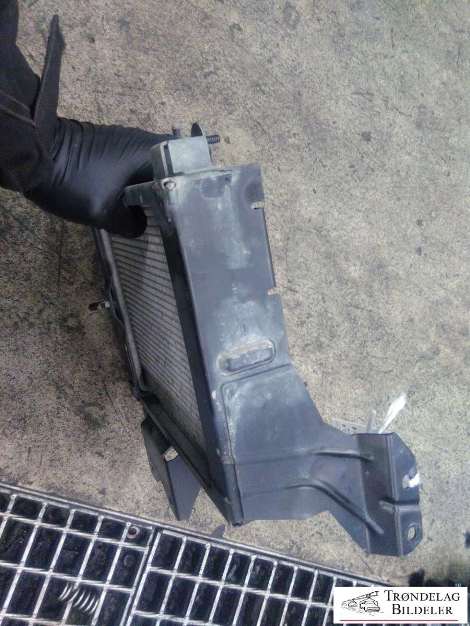 Radiator (automat gir) til Mercedes G-Wagen 1990-->> (W463) (W463)