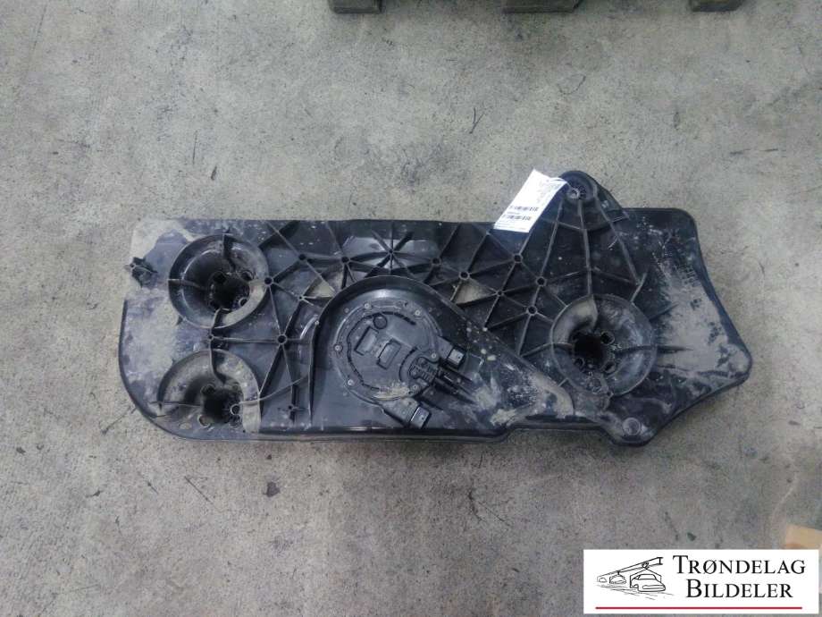 AdBlue tank til Mercedes G-Wagen, 1990-->> (W463) (W463) (A0994712500)