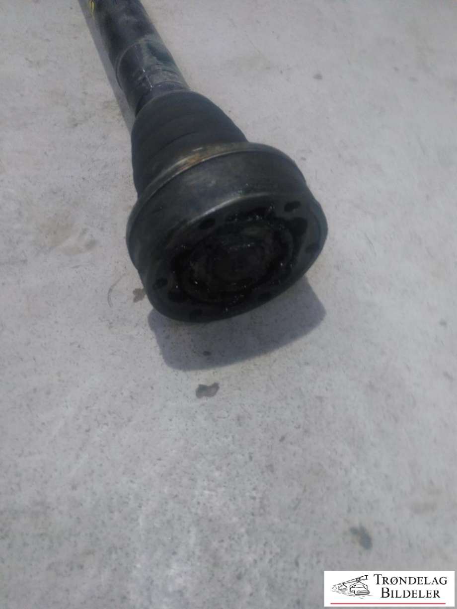 Drivaksel høyre foran, diesel/automat til Audi A3 2009-2012 (Type II, Fase 2)  (1K0 407 272 SP|5Q0 407 272 FG|)