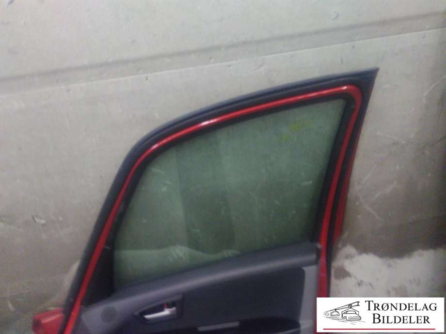 Dør høyre foran til Suzuki SX4 2006-2009 (Type I, Fase 1) (68001-79J00|)