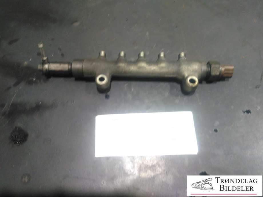 Dyseskinne (fuelrail) til Subaru Impreza 2008-2012 (Type III)