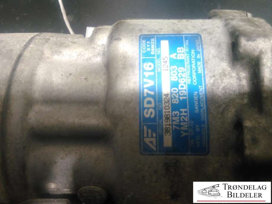 Aircondition kompressor til VW Sharan 2000-2010 (Type I, Fase 2) (7H0820803D|7H0820803F|7H0820803C|SD7V16|890761|1J0820803|1J0820803F|1J0820803G|1J0820803J|1J0820803K|1J0820803A|1J0820803B|1J0820803L|1J0820803N|1J0820805|1J0820805A|1J0820811A|1J0973722|7H0820803B|7M0820803|7M0820803A|7M0820803B|7M0820803R|7M0820805B|7M3820803|7M3820803A|7M3820803R|7M3820803B|7M3820803C|7M3820805B|XM2H-19D629-AA|YM2H-16D629-AA|YM2H-19D629-BA|YM2H-19D629-BB|YM2H-19D629-DA|1076012)