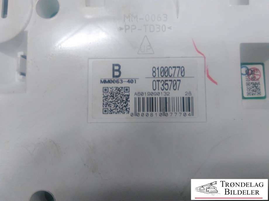 Instrumentpanel til Mitsubishi L200 2019-->> (Type V, Fase 2) (8100C770|)