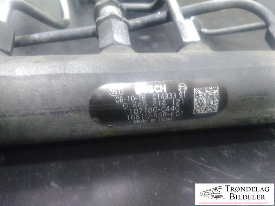 Dyseskinne (fuelrail) til Honda CR-V 2007-2012 (Type III)  (107780-0440|)
