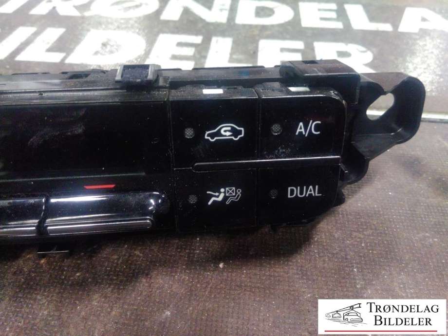 Varmeapparat betjening til Toyota Prius 2016-2023 (Type IV) (combi) (combi) (55900-47221|)