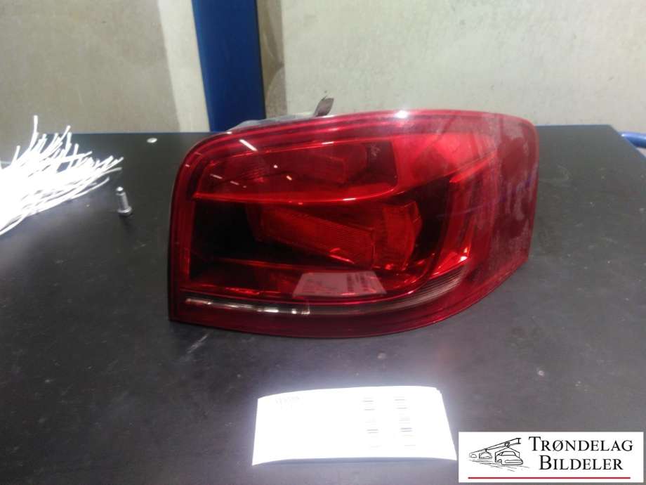 Baklykt høyre ytre til Audi A3 2009-2012 (Type II, Fase 2) (8P3 945 096|)