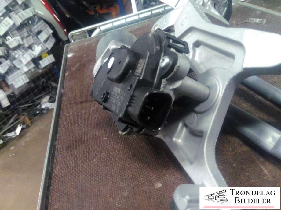 Viskermotor frontrute komplett m/overføring til Toyota Prius 2016-2023 (Type IV) (combi) (combi) (TOYOTA|85110-47290|159300-7651|)