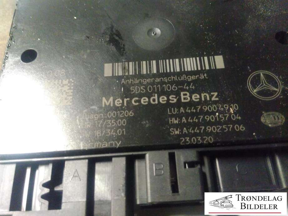 Styreenhet hengerfeste til Mercedes V-Klasse 2014-->> (W447) (W447) (A 4479004910|5DS 011 106-44|)