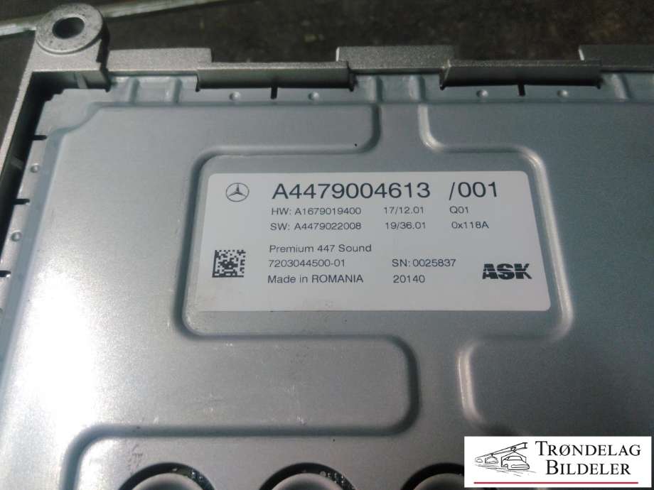 Styreenhet motor til Mercedes V-Klasse 2014-->> (W447) (W447) (A4479004613|)