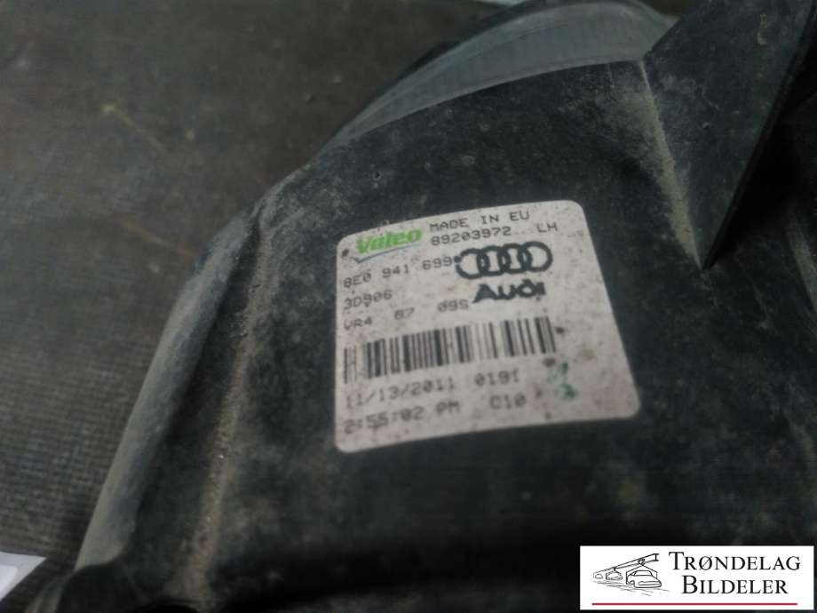Tåkelykt venstre foran til Audi A3 2009-2012 (Type II, Fase 2)  (VALEO|89203972 LH|8E0 941 699|)