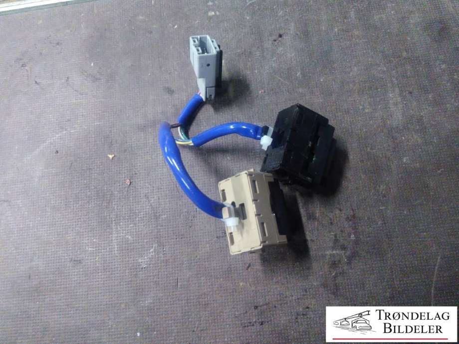 Bryter diverse til Subaru Levorg 2015-2019  (83211VA010|)