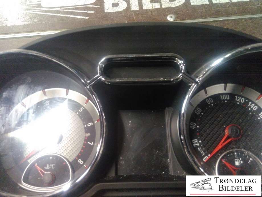 Instrumentpanel til Opel Adam 2013-2016  (13452650|365903926|)