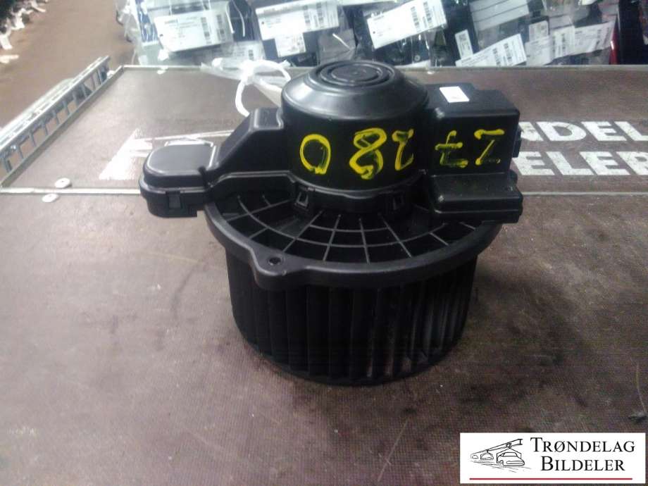 Varmeapparat motor til Kia e-Soul, 2019-->> (Type III)  (210126096)