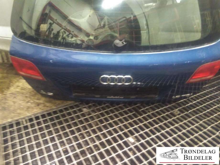 Bakluke til Audi A3 2009-2012 (Type II, Fase 2)  (8P4 827 023 H|)