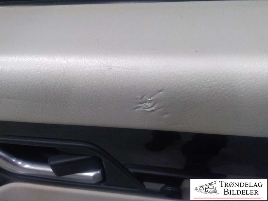 Dør høyre bak til Land Rover Range Rover Sport 2005-2013 (BFA790080|)