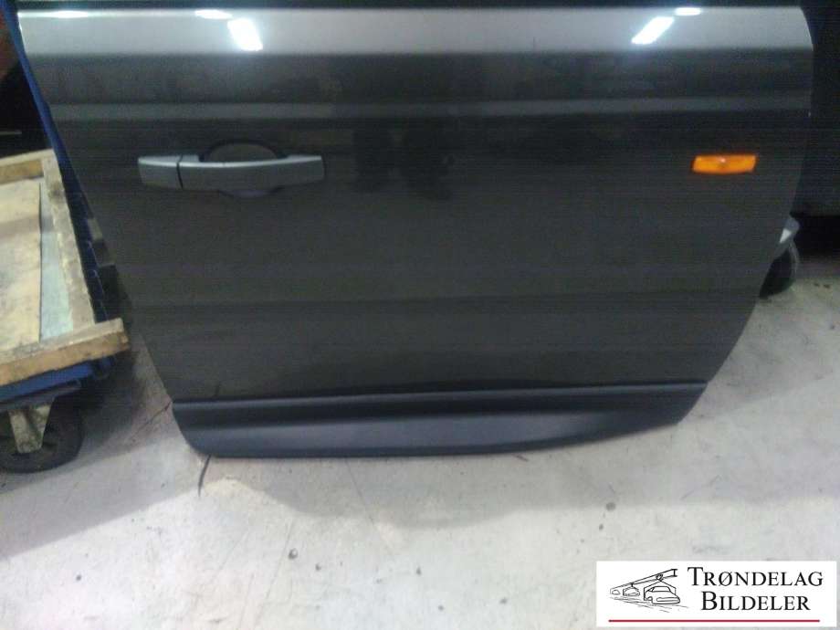 Dør høyre foran til Land Rover Range Rover Sport 2005-2013  