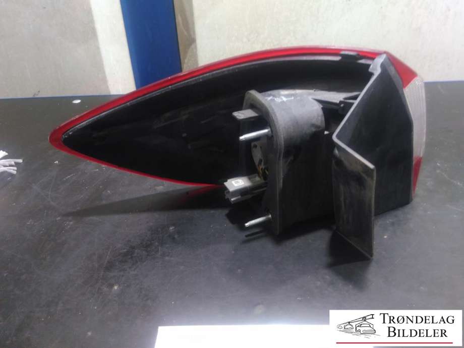 Baklykt høyre ytre til Ford Mondeo 2011-2014 (Type IV, Fase 2)  (BS71-13404-BD|)