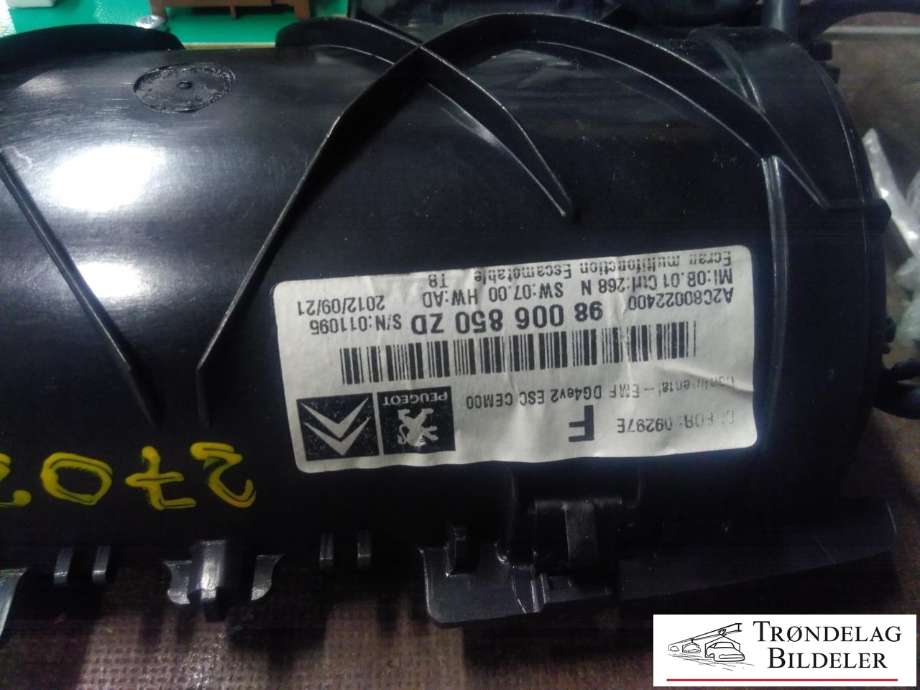 Bilstereo navigasjon skjerm til Peugeot 3008 2009-2016 (Type I)  (98 006 850 ZD|)