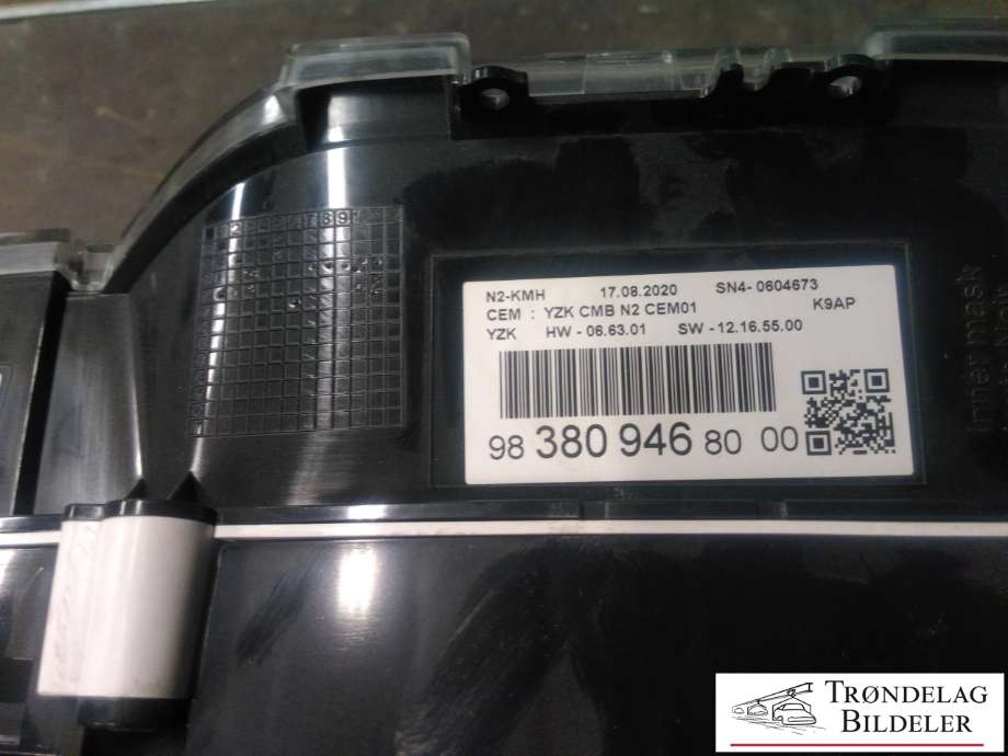 Instrumentpanel til Peugeot Partner 2019-->> (Type III)  (983809468000|)