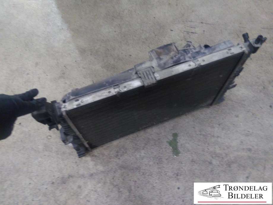Radiatorpakke til Ford Transit Connect 2013-2018 Type II, Fase 1  