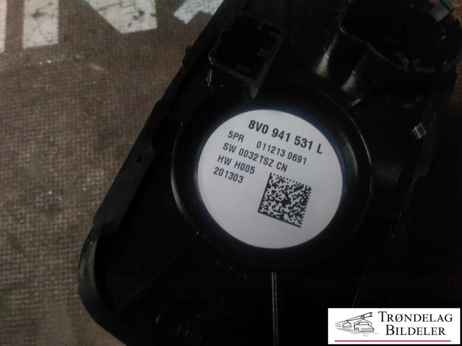 Bryter lys til Audi A3 2012-2016 (Type III, Fase 1)  (8V0941531AE|8V0941531L|8V0941531AE 5PR)