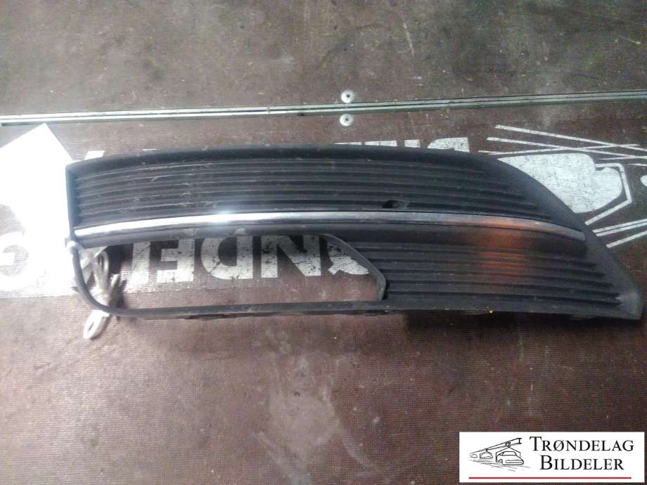 Grill venstre til Audi A3, 2012-2016 (Type III, Fase 1) (8V3 807 681 A)