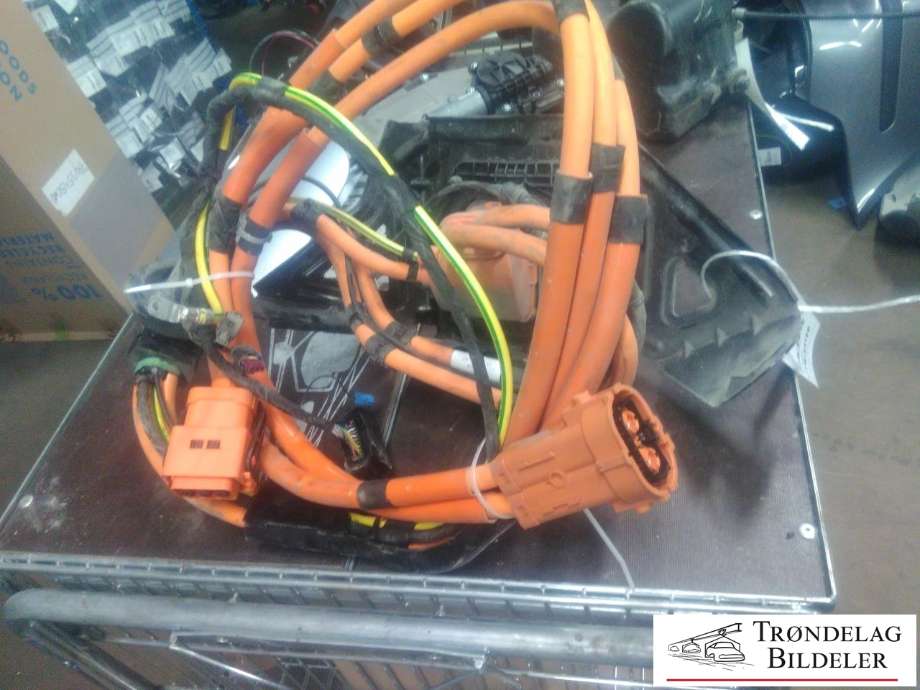 Batterilader inntak/luke til Mercedes EQC 2019-->>  (A 293 540 69 04|)